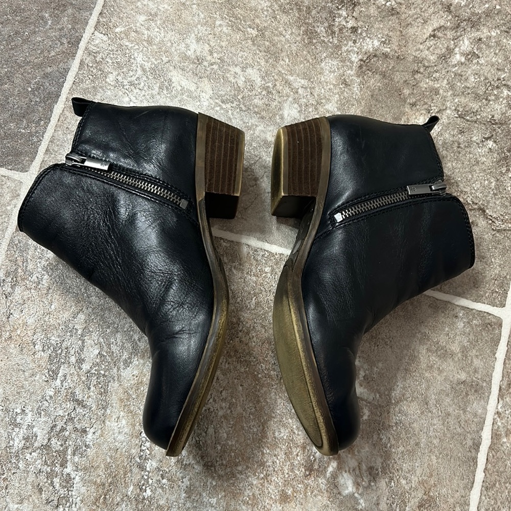 🍀Lucky Brand🍀 Basal Booties